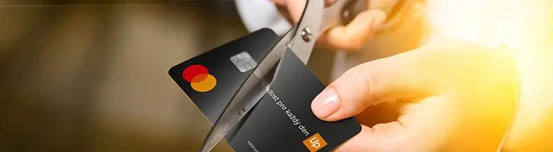 přestřižení karty