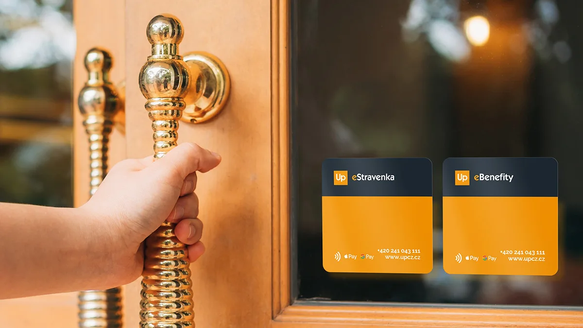 Máme nové samolepky. Ukažte, že ve vaší provozovně mohou zákazníci platit našimi benefity!